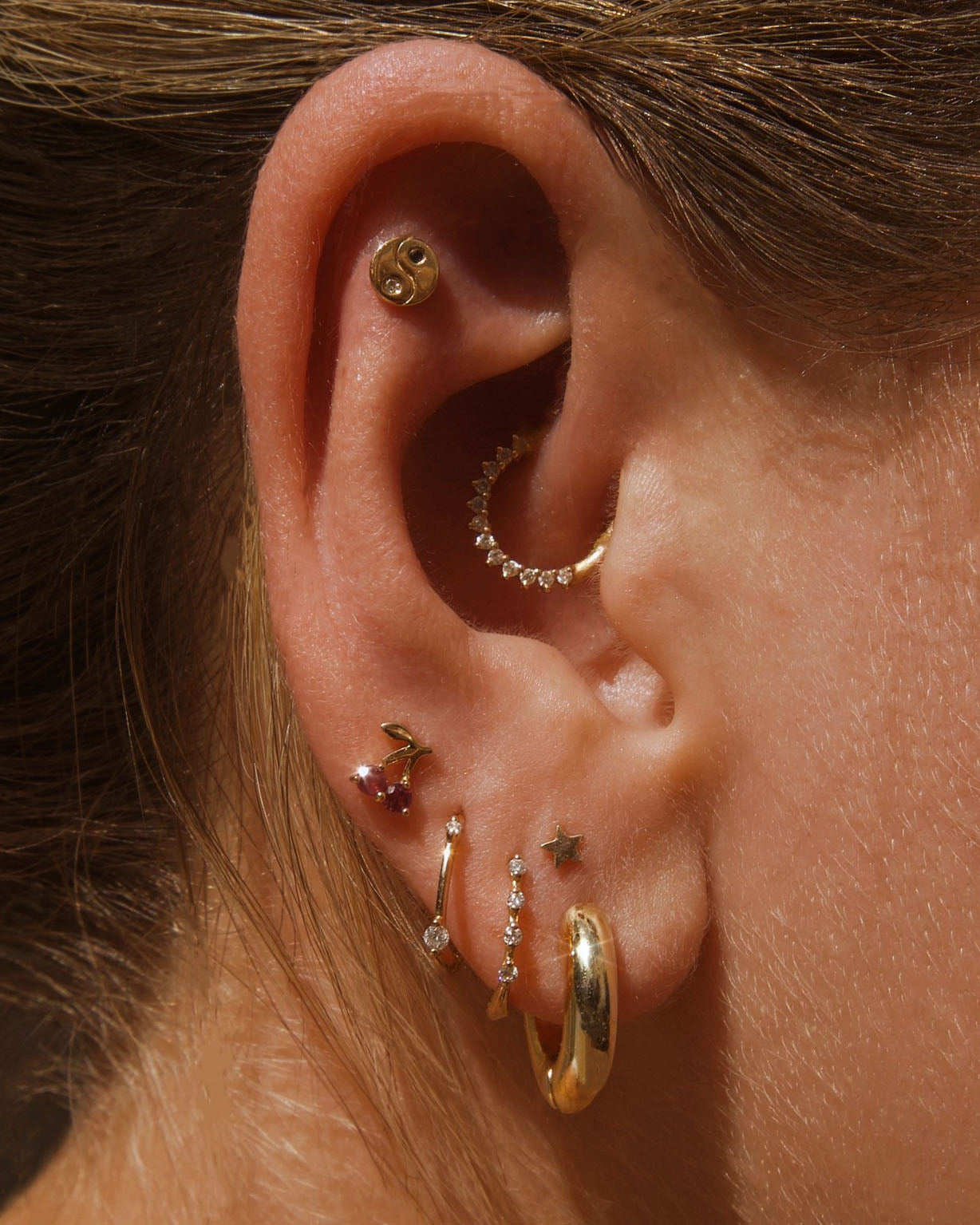 14k Cherry Stud