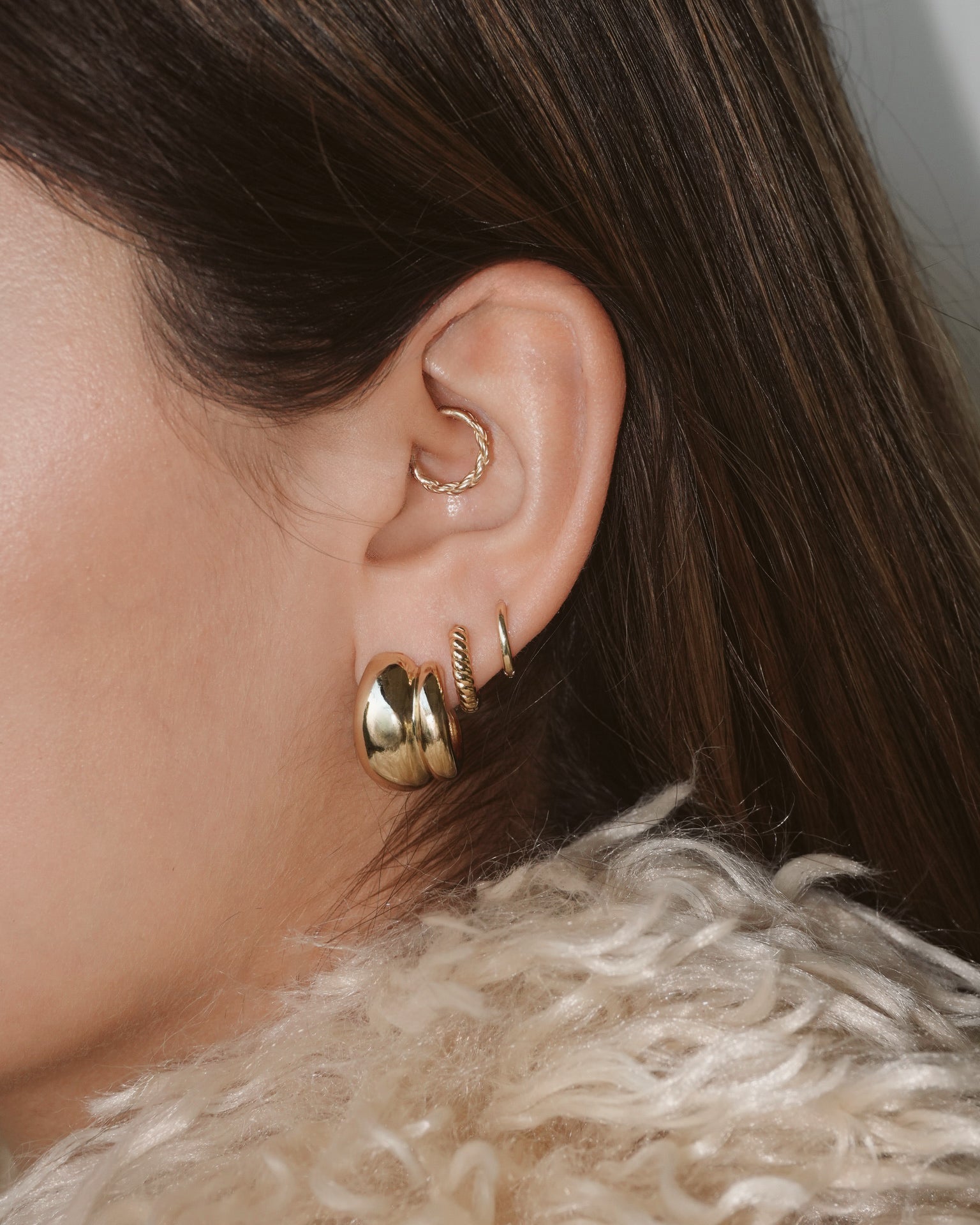 Grande Sofie Volume Hoops - Mod + Jo